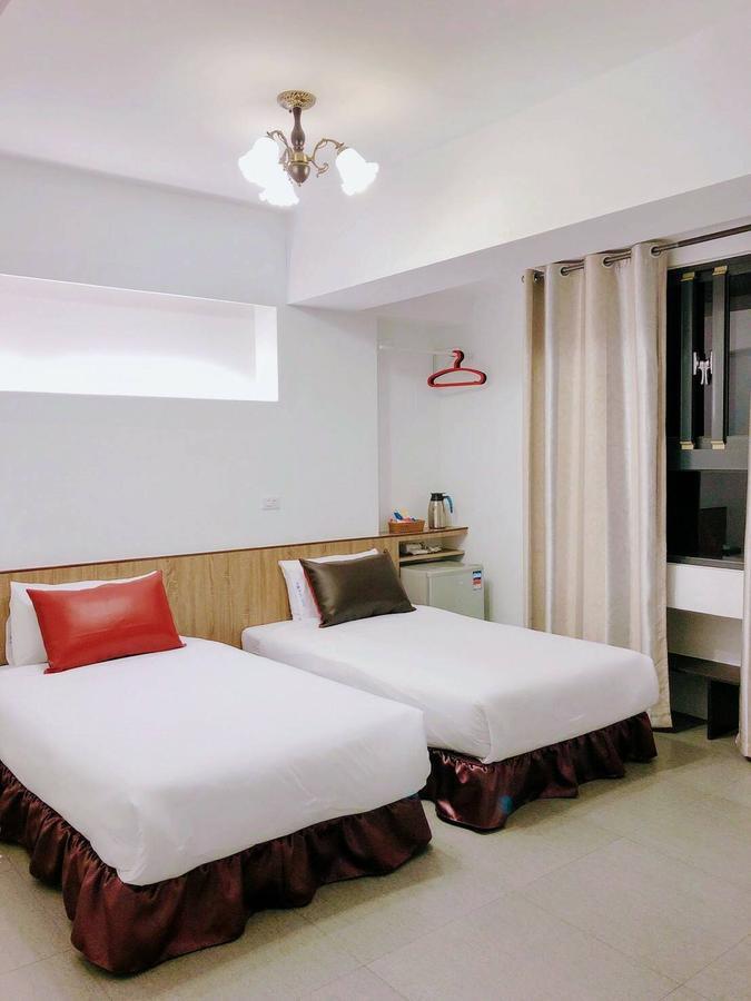 Grano House Hostel Đài Trung Ngoại thất bức ảnh