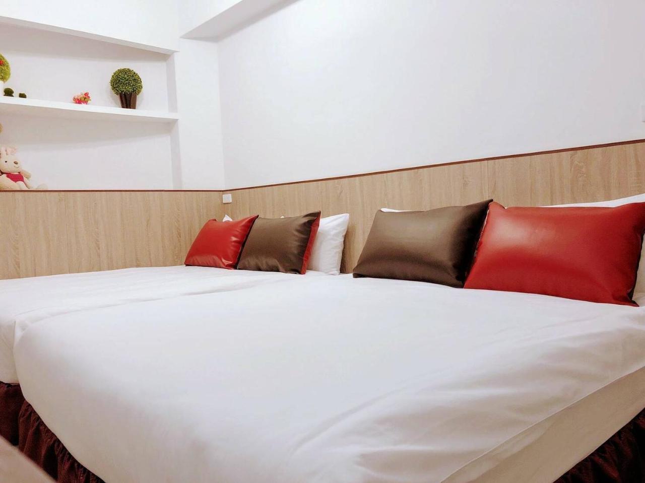 Grano House Hostel Đài Trung Ngoại thất bức ảnh