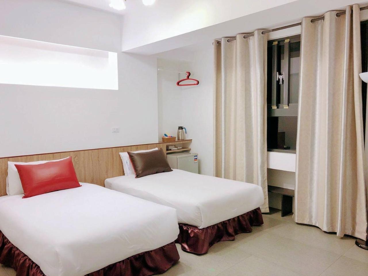 Grano House Hostel Đài Trung Ngoại thất bức ảnh